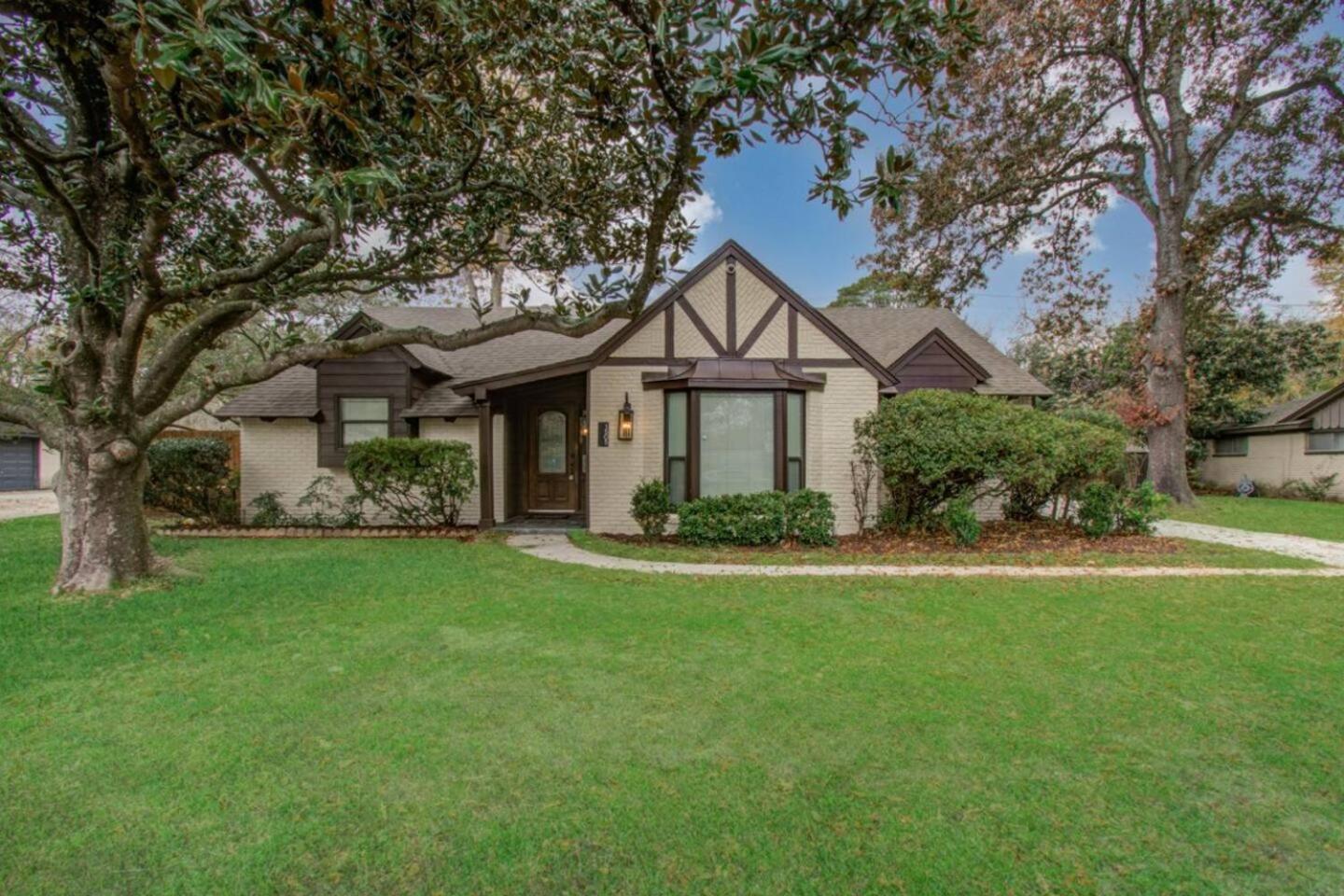 Western Oaks Retreat Houston Extérieur photo