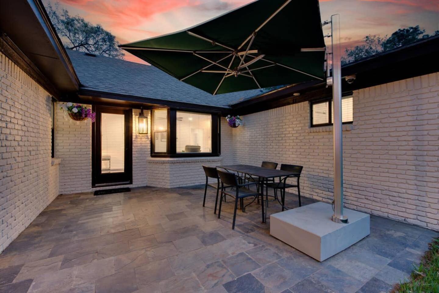 Western Oaks Retreat Houston Extérieur photo